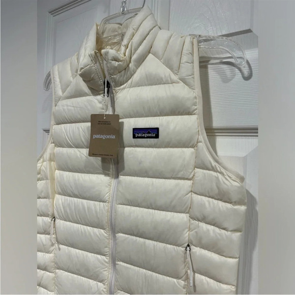Patagonia Women's XL Down Sweater Vest Puffer Puff Wool White NWT Puffy - Picture 2 of 7